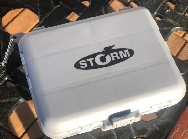 Caja Storm STTT